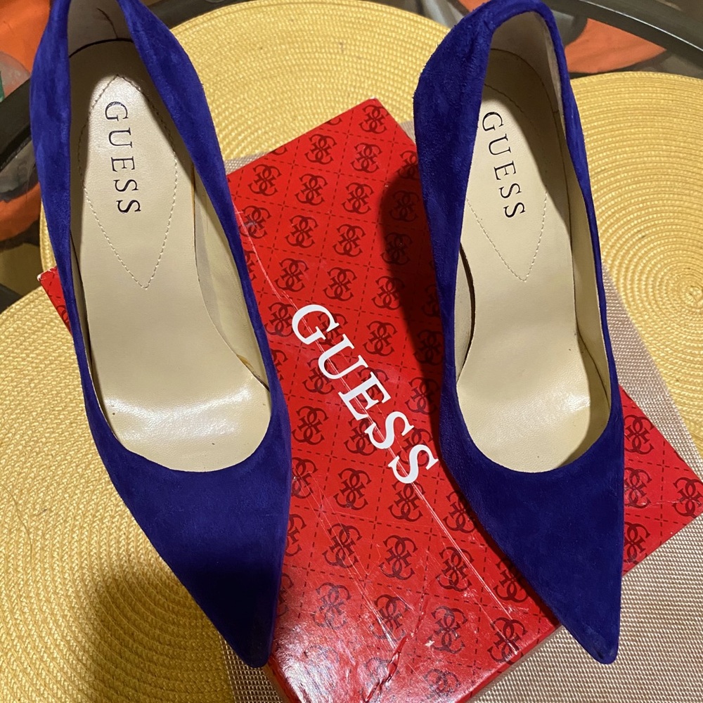 Guess blue suede high heels 👠